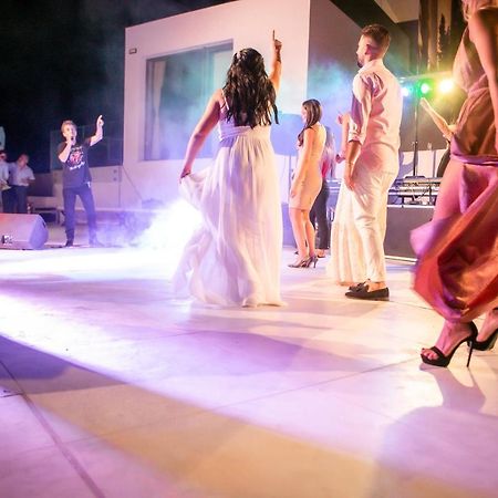 Oikos Boutique Residences Πλατείες Εξωτερικό φωτογραφία